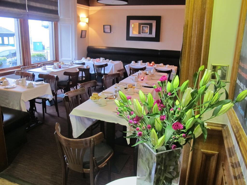 The Spinnaker Hotel Gourock Bagian luar foto